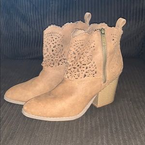 Super cute laser cut booties